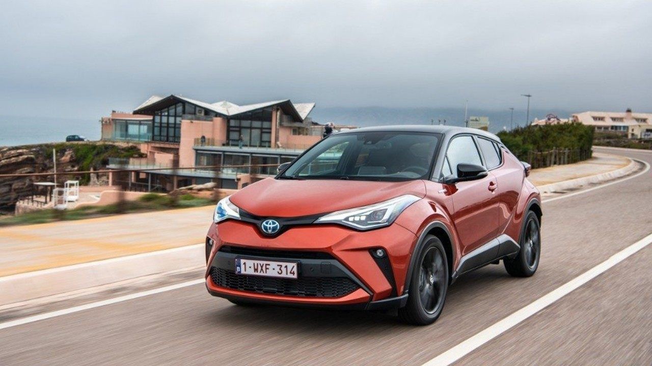 Precios del nuevo Toyota C-HR 2020, llega la motorización híbrida 180H