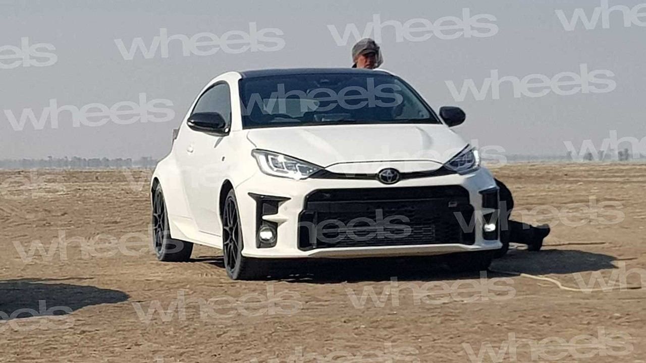 Cazado el nuevo Toyota GR Yaris totalmente libre de camuflaje