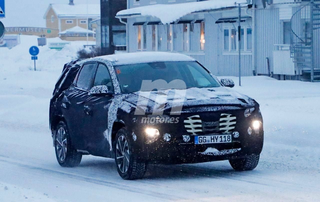 La nueva generación del Hyundai Tucson vuelve con más camuflaje a las pruebas invierno