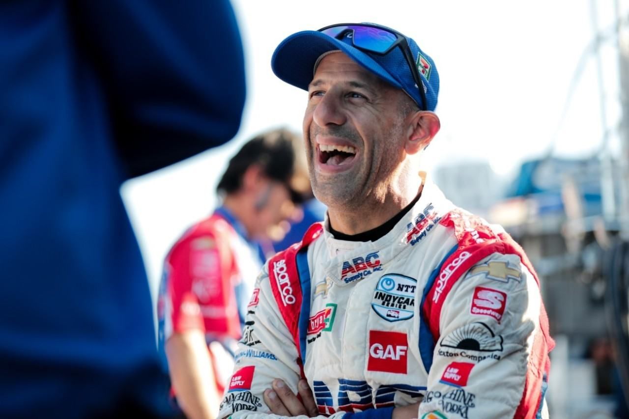 Tony Kanaan emprende una "gira de despedida" con Foyt en óvalos