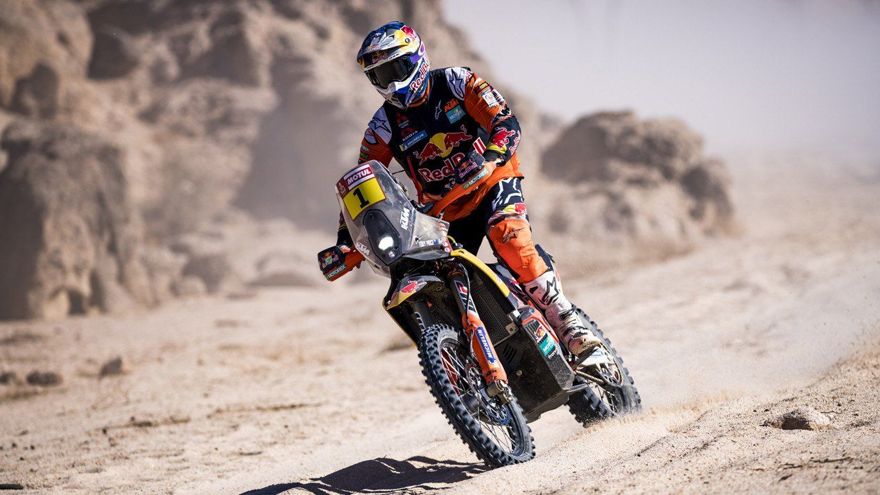 KTM gana la quinta etapa con Toby Price, pero pierde a Sunderland