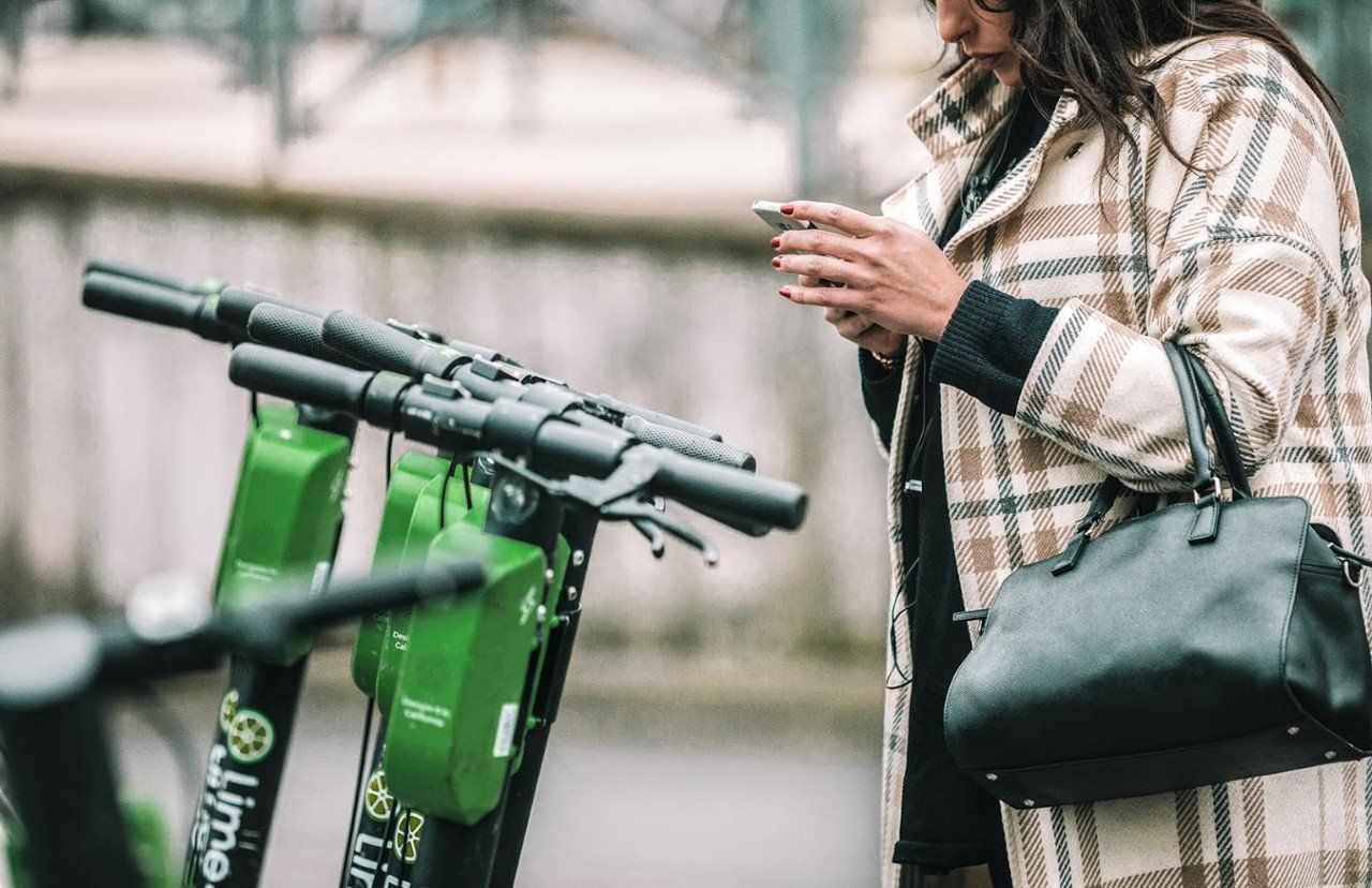 Lime, la empresa de patinetes eléctricos, estrena su tarifa plana en España