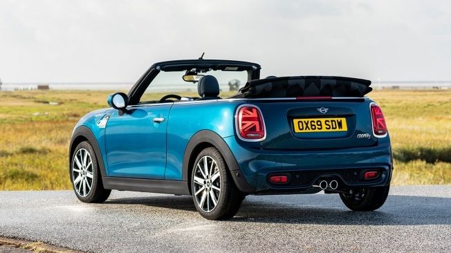 MINI Cabrio Sidewalk - posterior