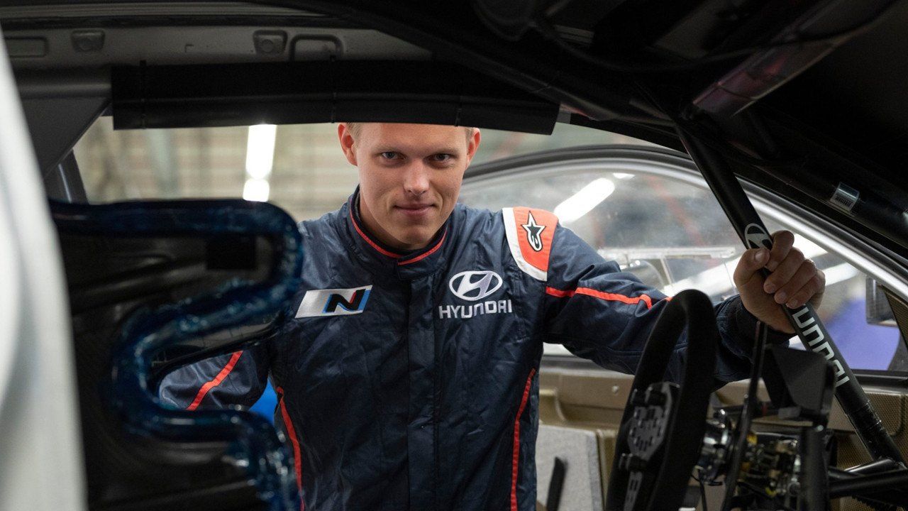 Ott Tänak estrena los colores de Hyundai con la entrada de 2020