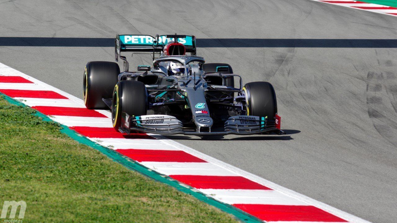 Bottas termina el último día de test en cabeza ante un veloz Verstappen