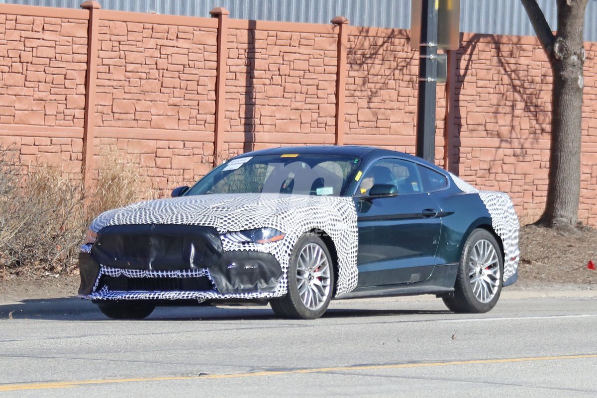 Cazado el futuro Ford Mustang Mach 1 disfrazado de Mustang Bullitt