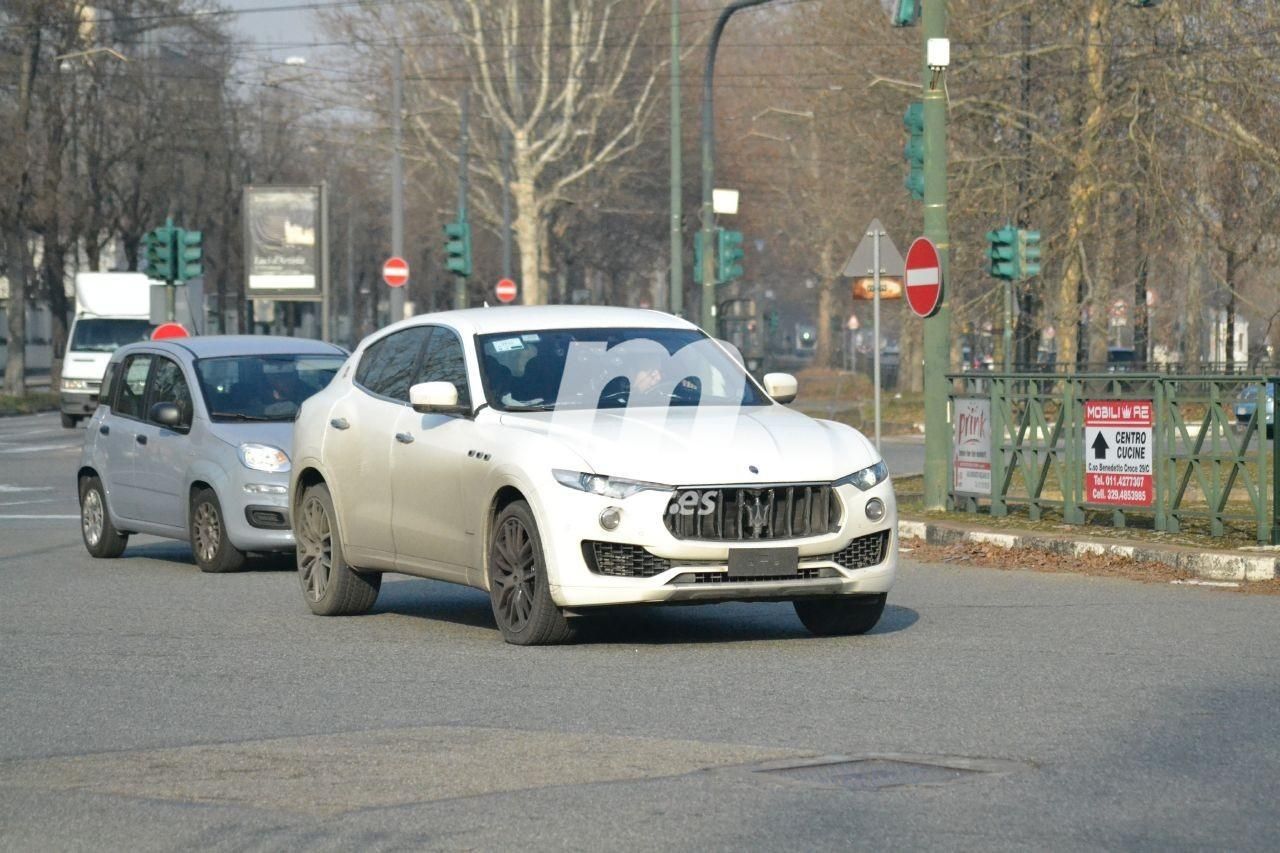 Maserati prueba mejoras técnicas para el Levante 2021