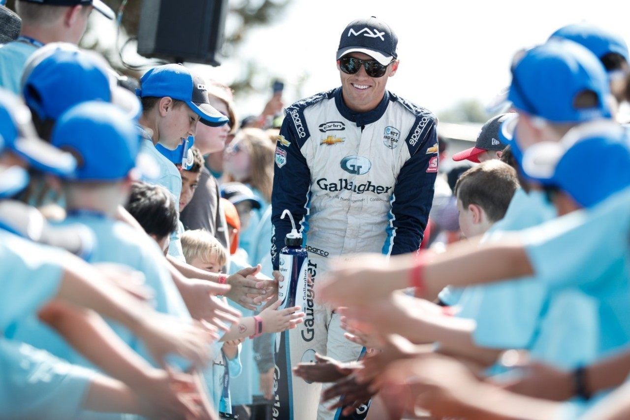 Max Chilton continúa en Carlin para los circuitos ruteros y la Indy 500