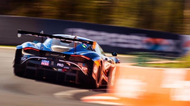 Matt Campbell y Porsche se anotan la pole en las 12 Horas de Bathurst