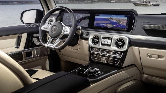 Mercedes-AMG G 63 Cigarette Edition - interior