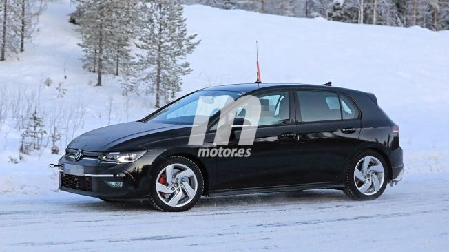 Volkswagen Golf GTI 2020 - foto espía