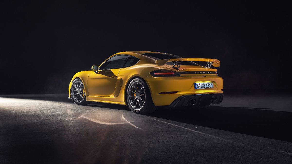 Foto Porsche 718 Cayman GT4 - exterior