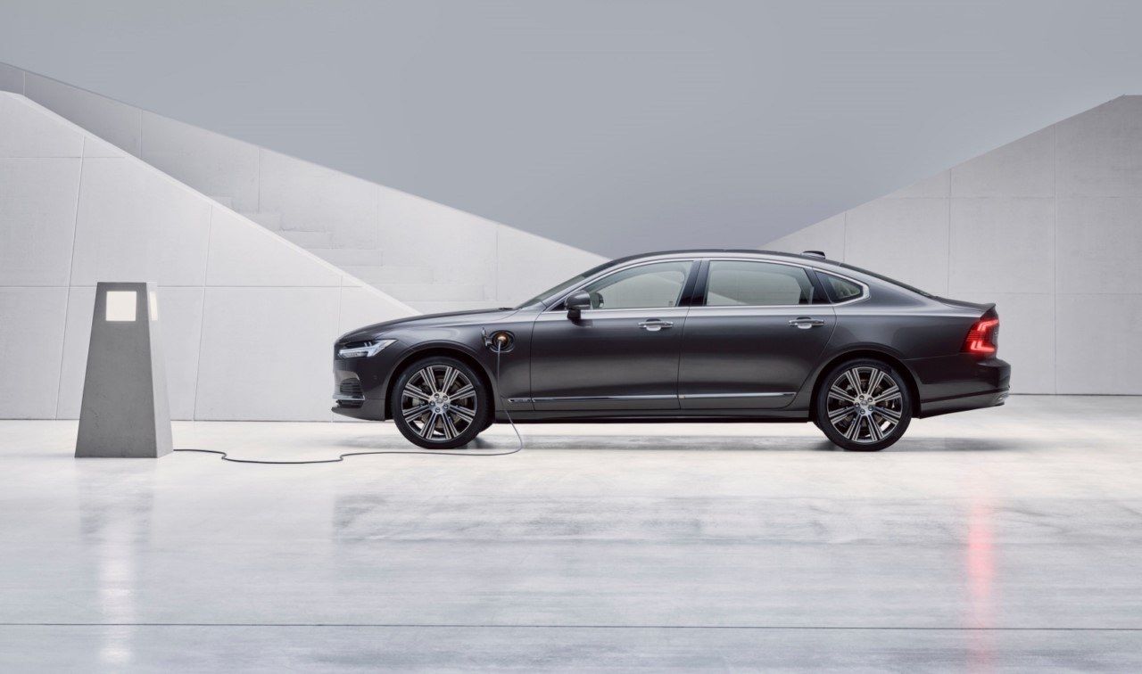 Los Volvo S90, V90 y V90 Cross Country 2020 estrenan nuevos motores y equipamientos