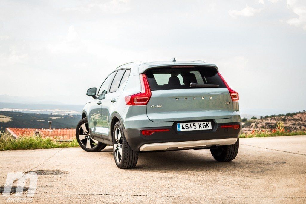 El nuevo Volvo XC40 T2, la versión de gasolina más básica, ya tiene precios en España