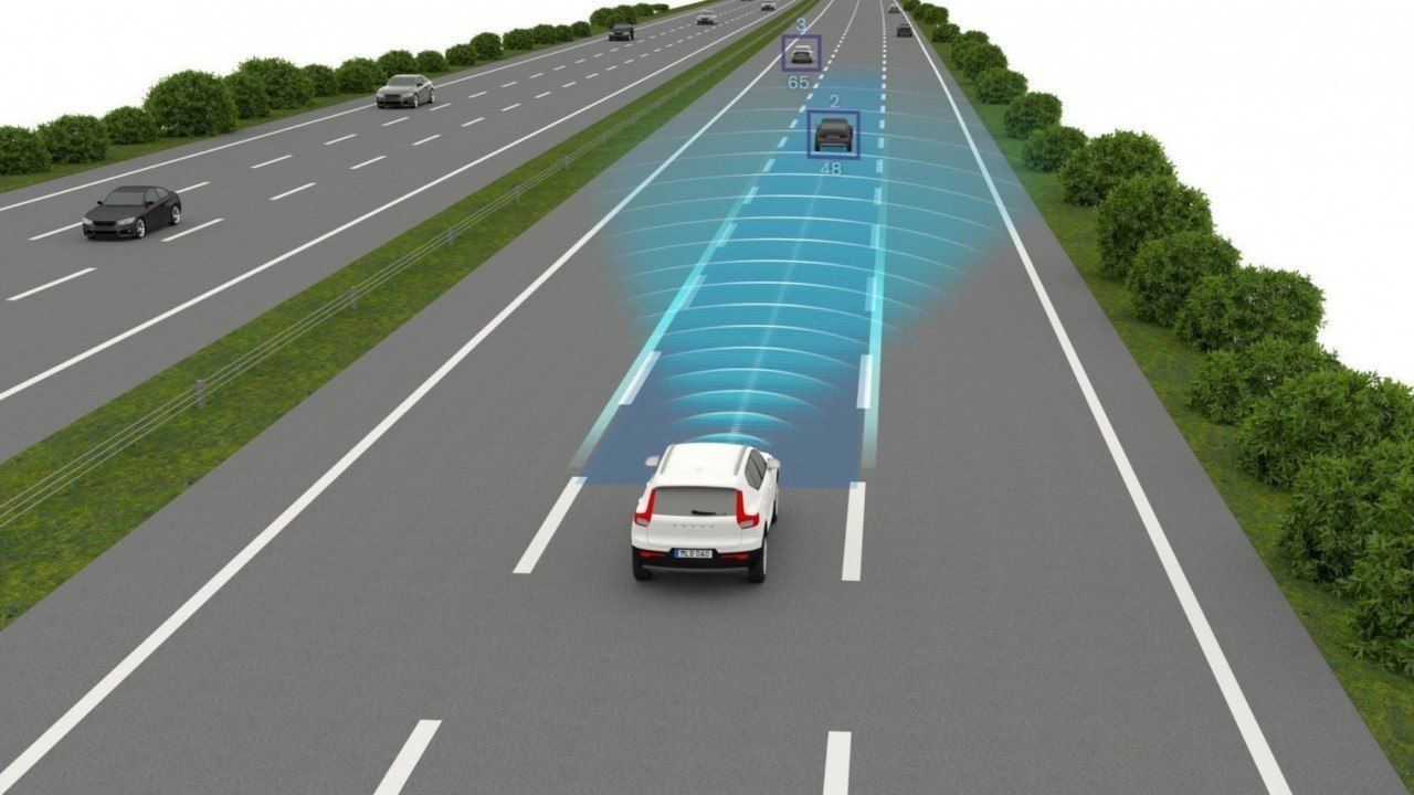 Un estudio revela que los asistentes de conducción necesitan más atención del conductor