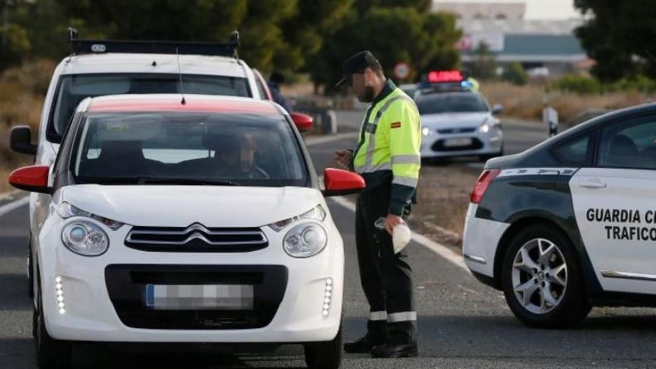 ¿Tienes un «coche zombi»? Prepárate, vas a recibir una carta de la DGT