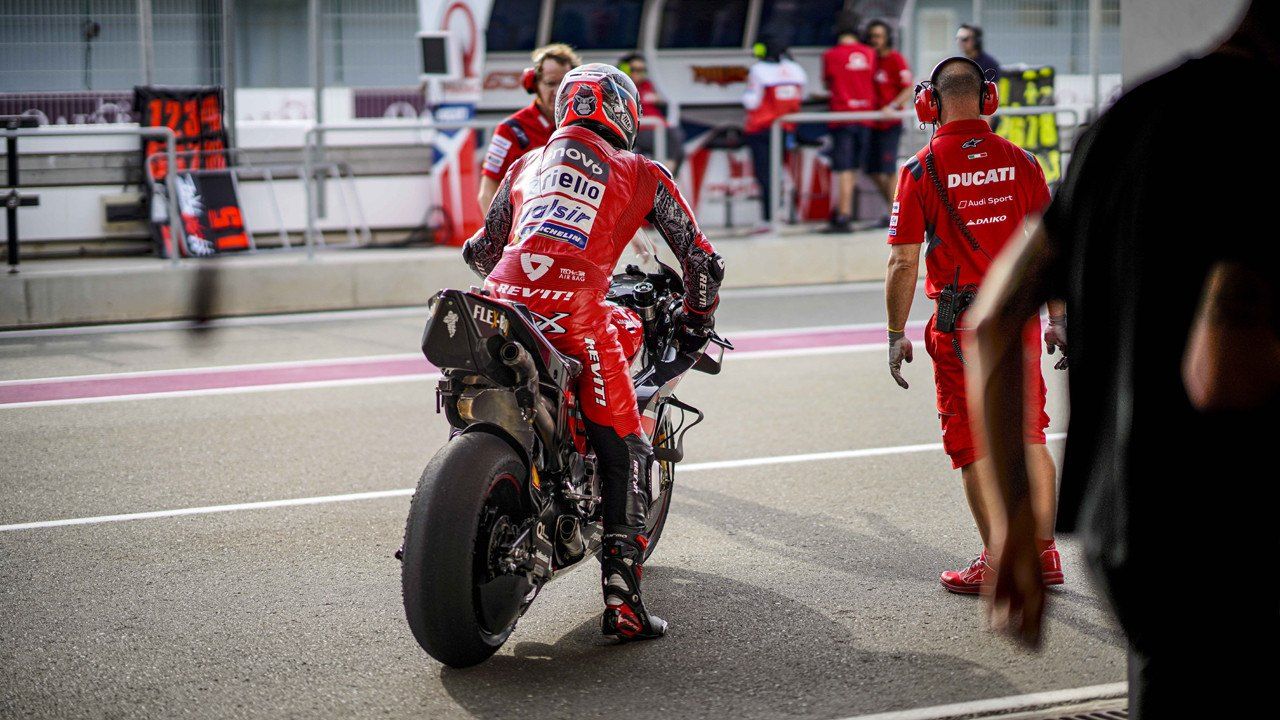 El COVID-19 retrasa la eventual renovación de Petrucci con Ducati