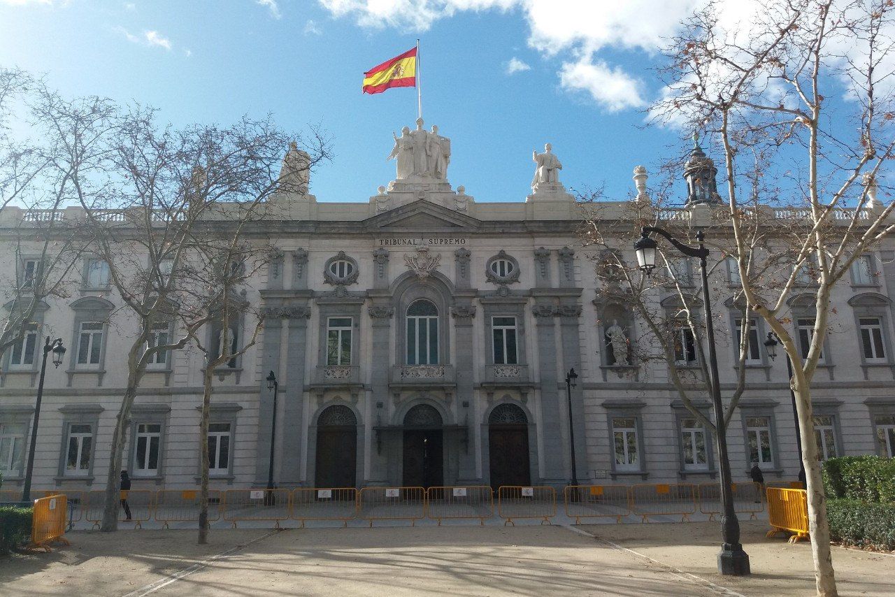 El Tribunal Supremo falla a favor de los VTC, la legislación se suaviza otra vez