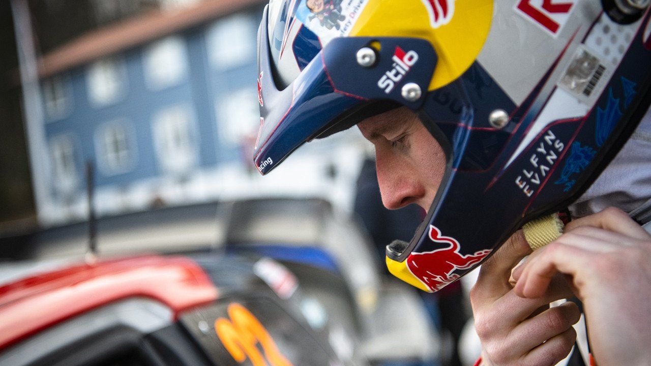 Elfyn Evans: "Uno quiere estar arriba, así que habría firmado este inicio"