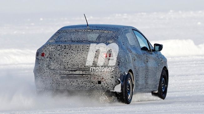 Dacia Logan 2021 - foto espía posterior