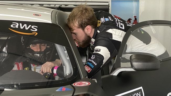 Jorge Cabezas trabaja para hacerse un hueco en el GT World Challenge Europe