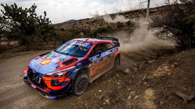 Sébastien Ogier estrena su palmarés con Toyota en un Rally de México acortado