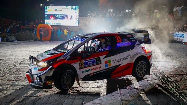 Thierry Neuville manda en las calles de Guanajuato y duerme líder