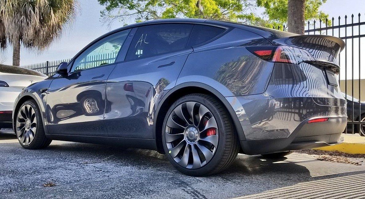 Los primeros Tesla Model Y ya han sido entregados en EEUU