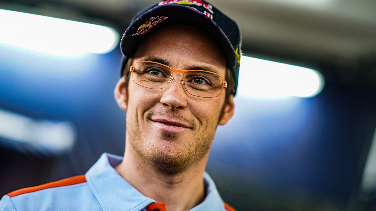 Thierry Neuville asegura que el futuro híbrido del WRC es una "mierda"