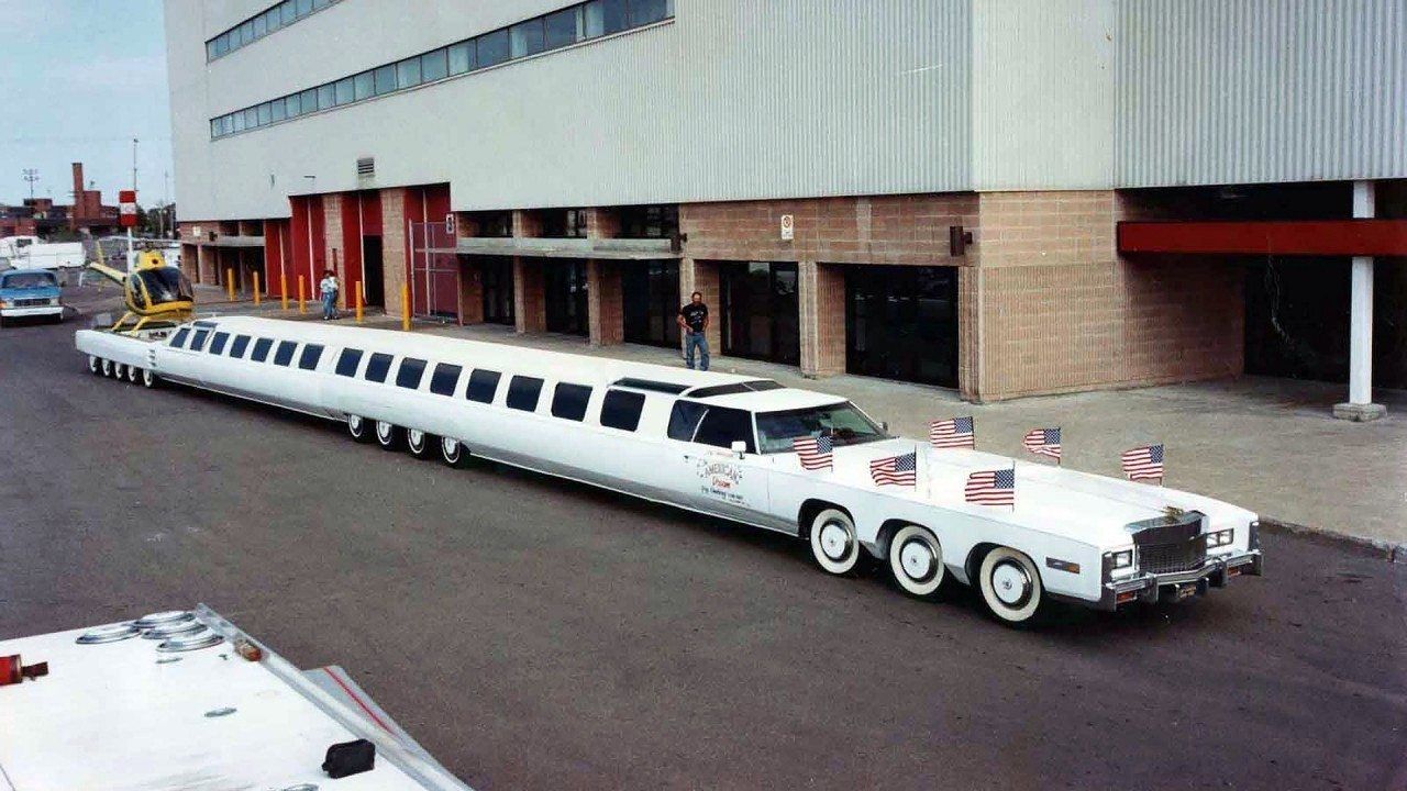 ¿Cuál es el coche más largo del mundo? Tiene piscina... ¡y helipuerto!