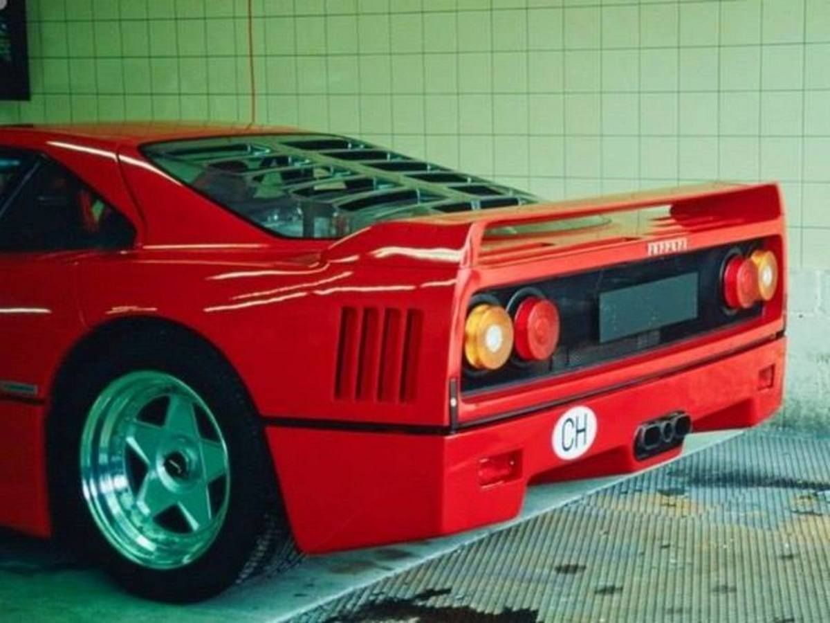 Los extravagantes Ferrari F40 amputados de Suiza