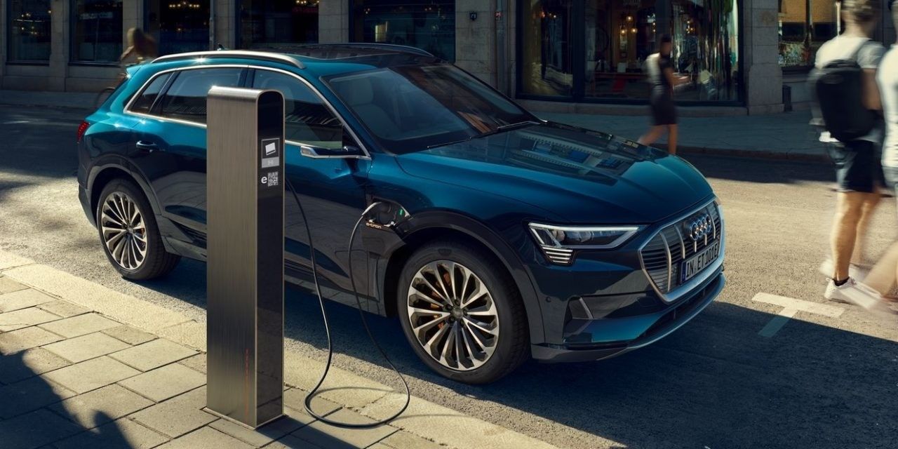 El seguro en los coches eléctricos e híbridos: lo que debe saber y tener en cuenta