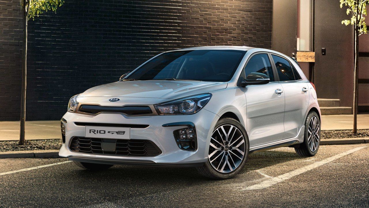 El nuevo Kia Rio 2021 se destapa con nuevas versiones semihíbridas