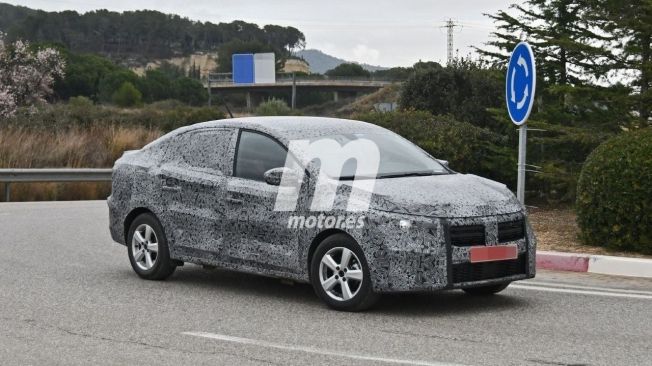 Dacia Logan 2021 - foto espía