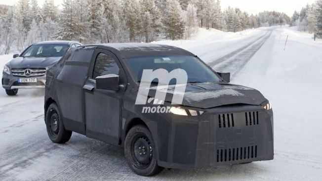 Foto espía del nuevo SUV basado en el Fiat Argo