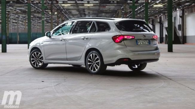 Fiat Tipo Station Wagon - posterior