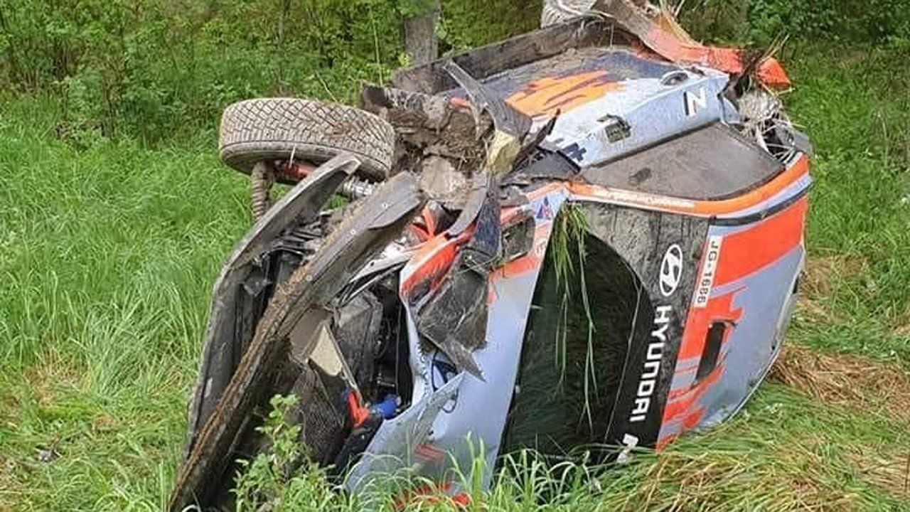 Accidente de Thierry Neuville en el regreso a los test de Hyundai