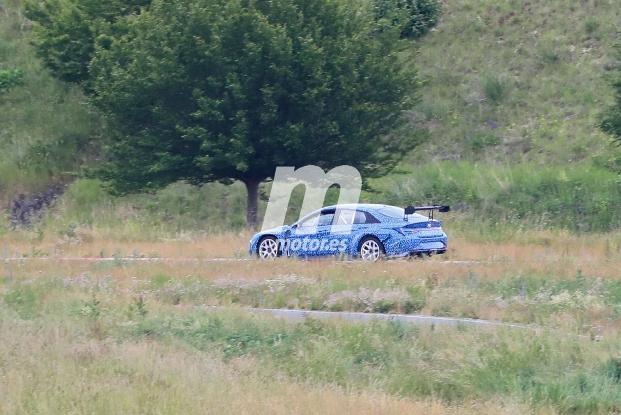 Cazan un nuevo coche de carreras basado en el Hyundai Elantra, ¿nuevo TCR a la vista?