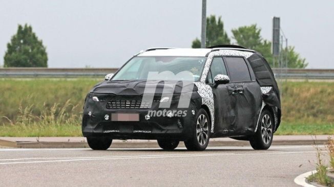 KIA Carnival 2021