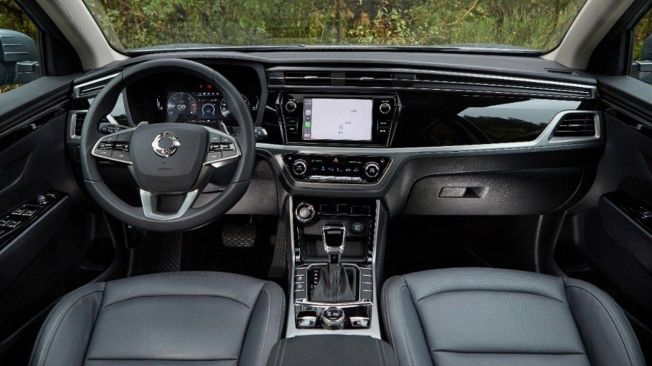 SsangYong Korando GLP - interior