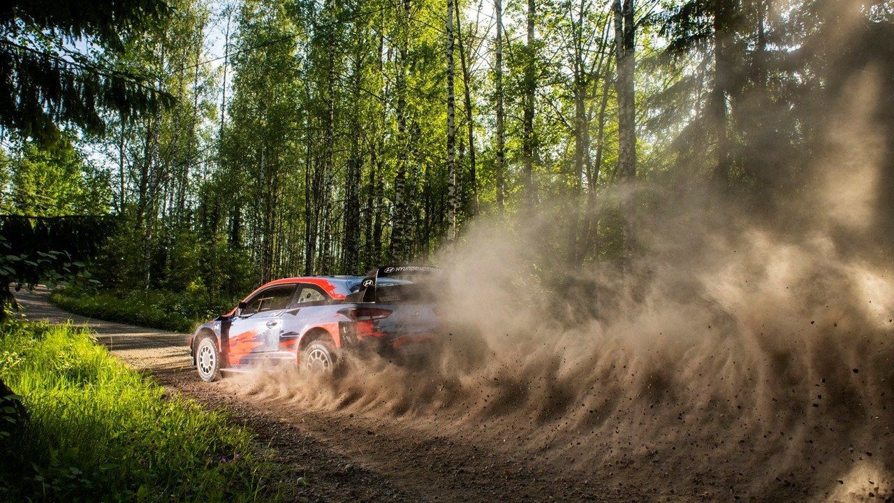 Ott Tänak vuelve a la acción con el Hyundai i20 WRC Coupé en el Viru Rally