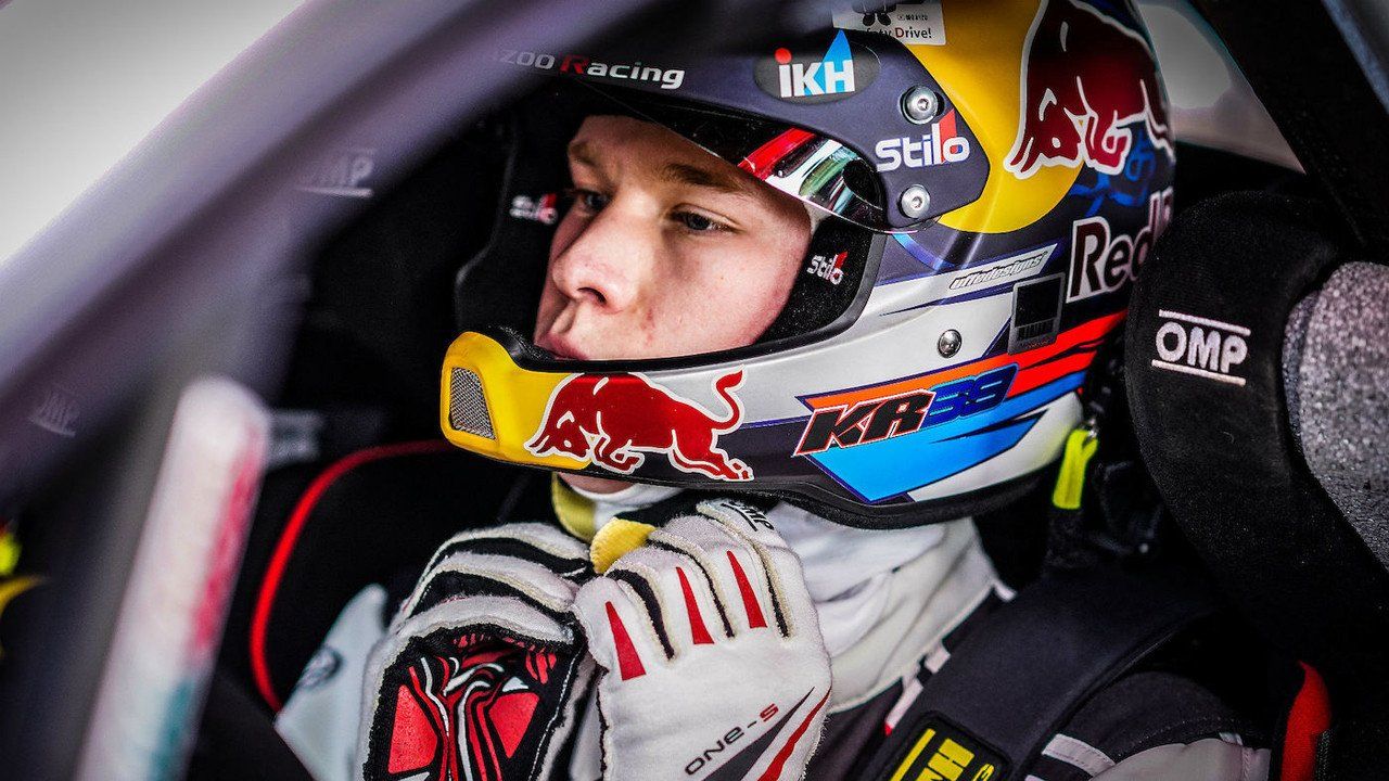 Kalle Rovanperä muestra a su padre Harri su talento con el Yaris WRC