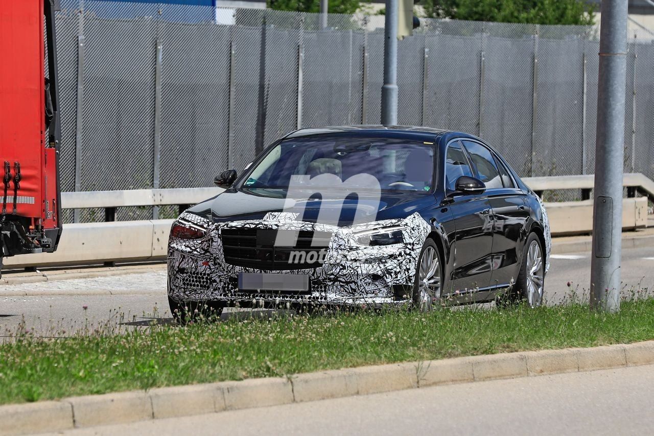 El nuevo Mercedes Clase S 2021 posa más destapado en fotos espía