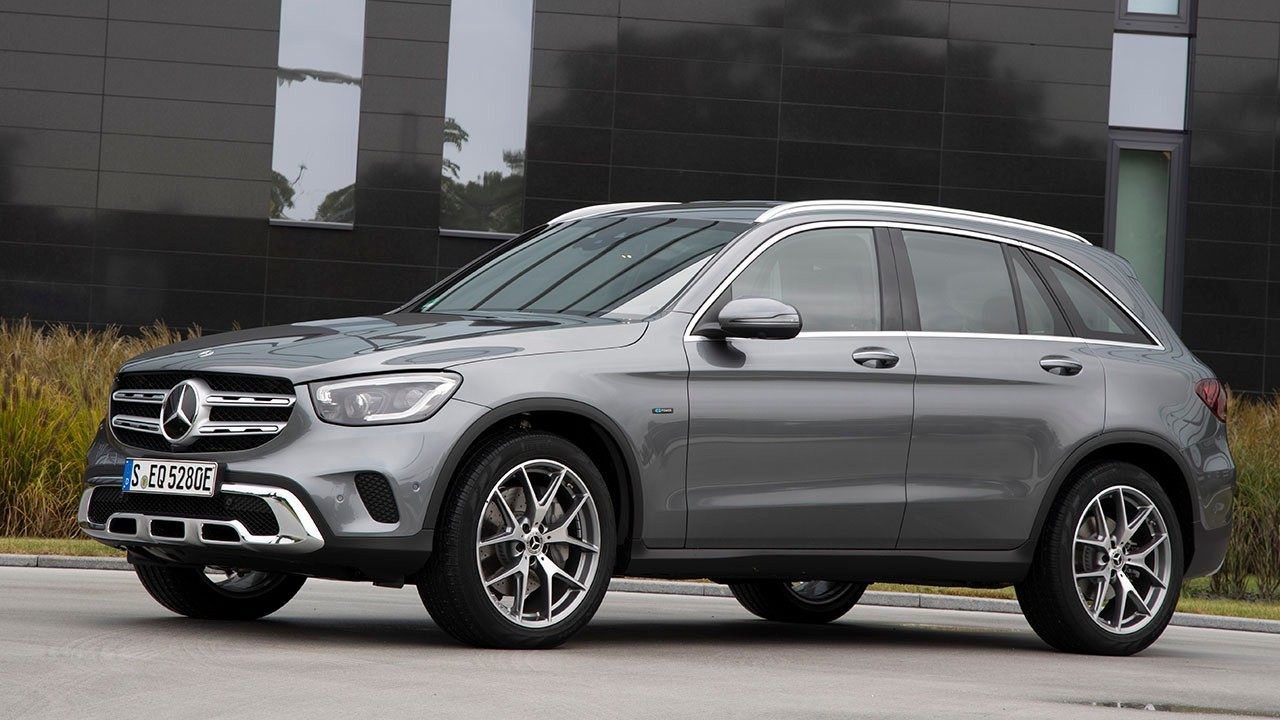 Precio del Mercedes GLC 300 e 4MATIC, un SUV híbrido enchufable muy interesante