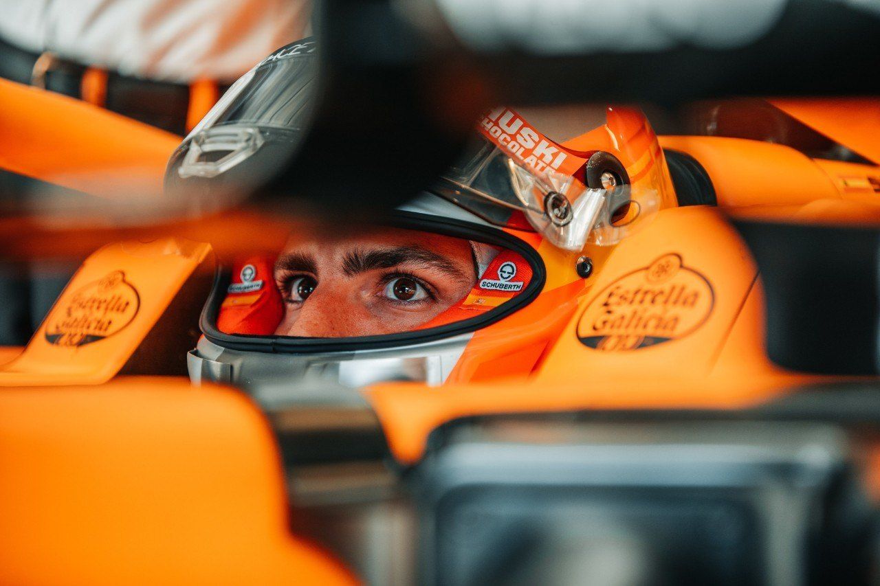 Sainz, al habla: punto débil del MCL35, la Silly Season, ¿se arrepiente de fichar por Ferrari?