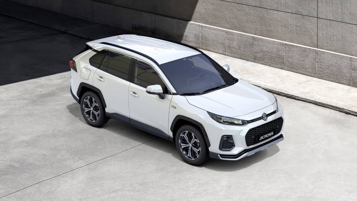 Nuevo Suzuki Across: híbrido enchufable y casi igual que el Toyota RAV4