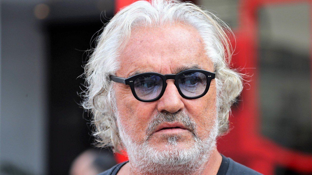 El brote del 'Billionaire' suma otra víctima: Flavio Briatore, ingresado por coronavirus