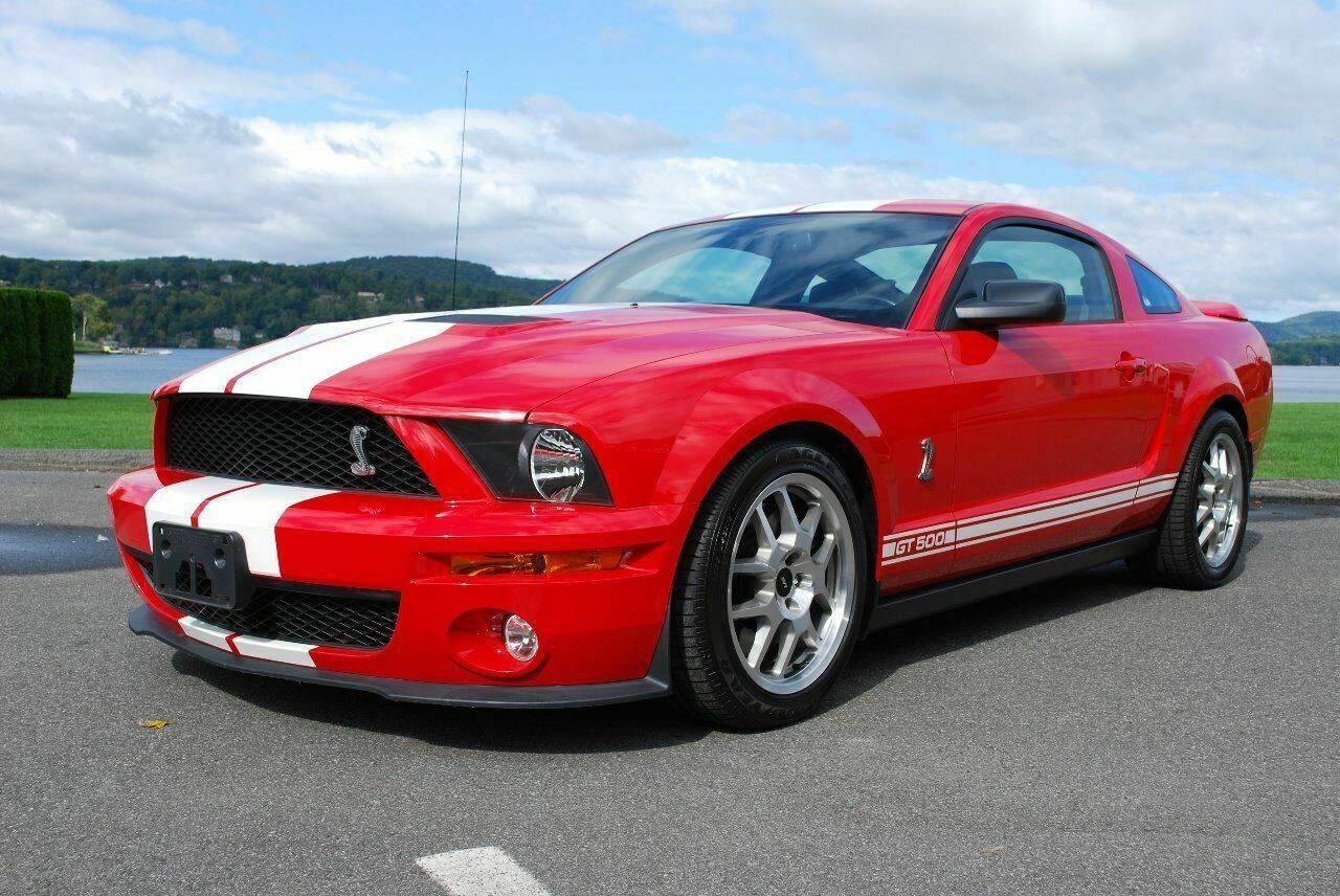 Aparece a la venta el último Shelby GT500 superviviente del film 'Soy leyenda'