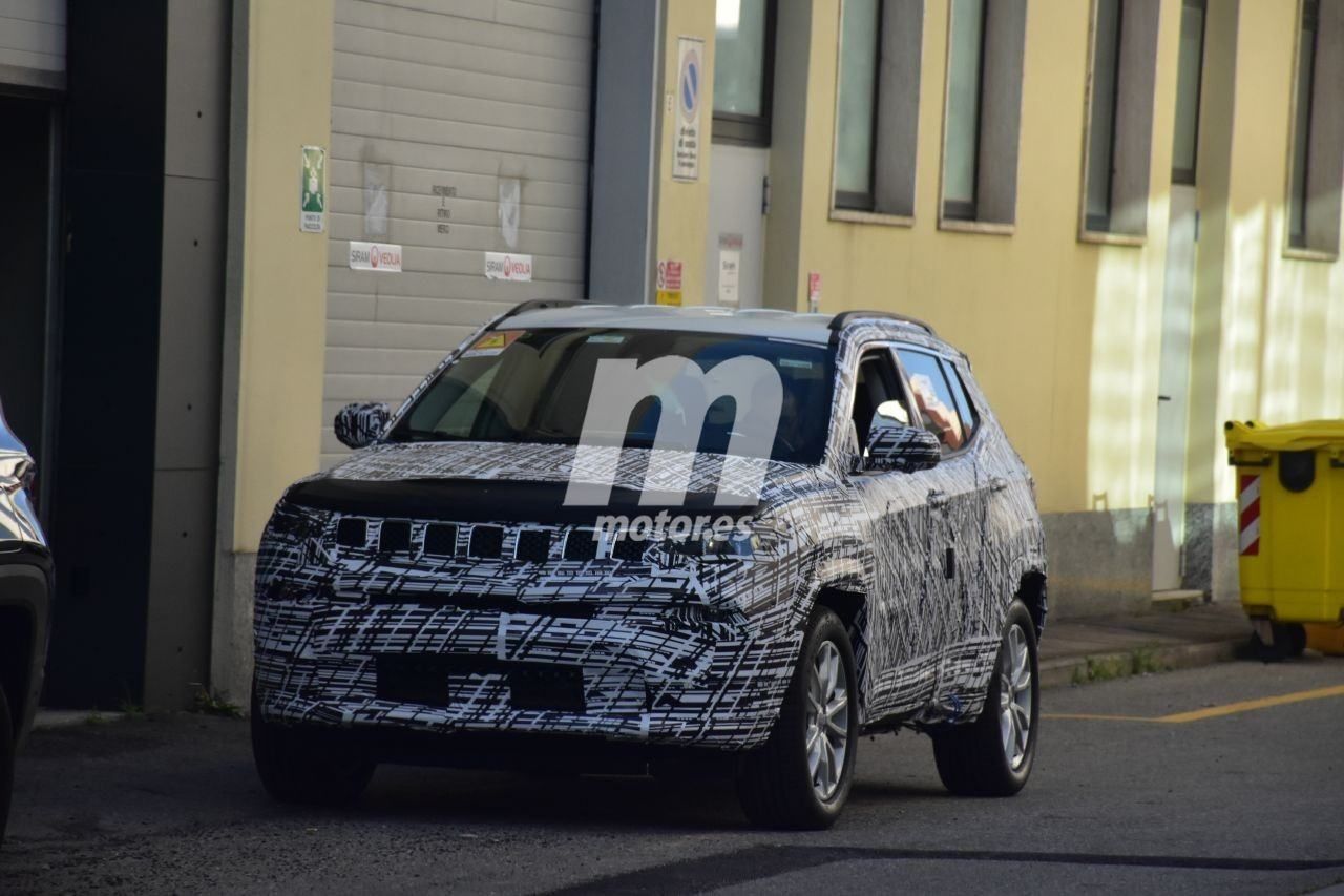 Primeras fotos espía del Jeep Compass 2022, un facelift con importantes cambios