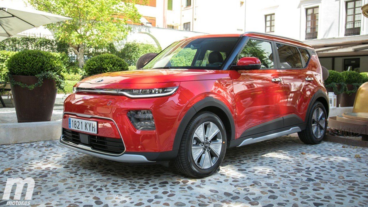 El KIA e-Soul estrena precios en España, ¿merece la pena este coche eléctrico?